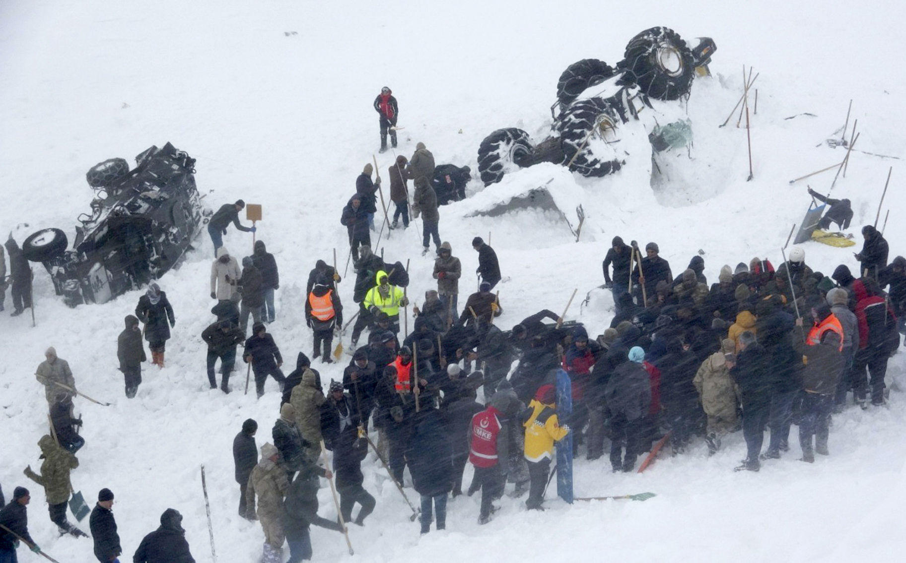 APTOPIX Turkey Avalanche